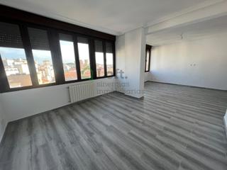 Piso en Santa Marina. Piso recién reformado con garaje y trastero en el centro de bada Piso en Santa Marina. Piso recién reformado con garaje y trastero en el centro de bada