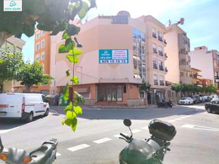 Lloguer Edifici a Carrer doctor fleming 25. Local comercial edificio de planta baja y 2 alturas en el centro Lloguer Edifici a Carrer doctor fleming 25. Local comercial edificio de planta baja y 2 alturas en el centro