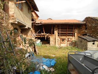 Masia a Bellver de Cerdanya. Casa rustica con dos eras ceretanas y pajares Masia a Bellver de Cerdanya. Casa rustica con dos eras ceretanas y pajares