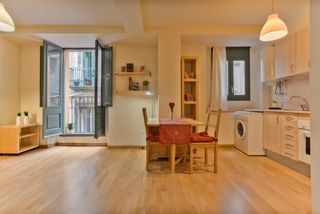 Loft en Centre-Barri Vell. Producte apialia.preciós loft de 35 m2, bany complert amb dutxa, Loft en Centre-Barri Vell. Producte apialia.preciós loft de 35 m2, bany complert amb dutxa,