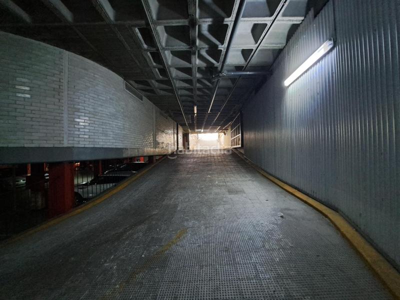 Foto b6e8bd79-70a9-4c02-a9c7-739ec6fbdb45. Location parking voiture dans Delicias Valladolid Foto b6e8bd79-70a9-4c02-a9c7-739ec6fbdb45. Location parking voiture dans Delicias Valladolid