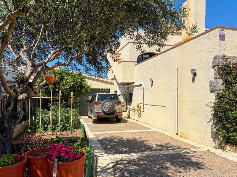 Foto b350517a-e11c-4502-8005-2373a86b9ee9. Haus mit heizung parking pool in Requesens Empuriabrava Foto b350517a-e11c-4502-8005-2373a86b9ee9. Haus mit heizung parking pool in Requesens Empuriabrava