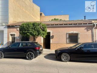 House in Benejúzar House in Benejúzar