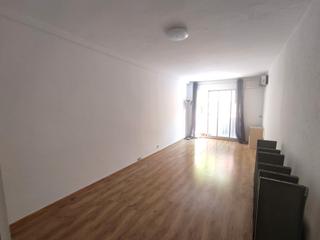Rent Office space in Carrer del torrent de l'olla 191. Despacho en el corazon de vila de gracia y junto a general mitre Rent Office space in Carrer del torrent de l'olla 191. Despacho en el corazon de vila de gracia y junto a general mitre