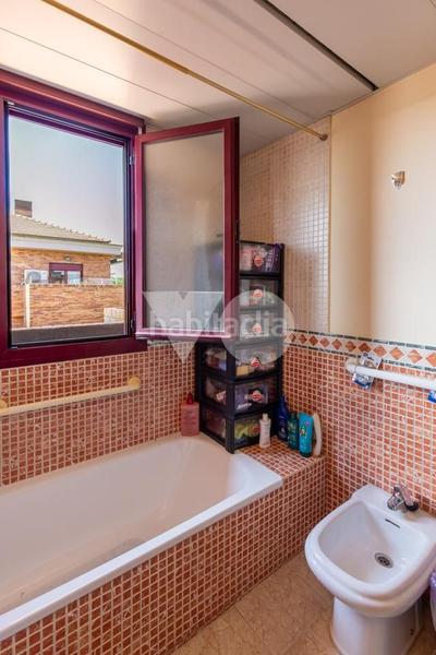 Foto fc1501d6-90a4-4842-aefc-bcdfc74c2111. Pis amb calefacció aparcament piscina a Golf-El Carralero Majadahonda Foto fc1501d6-90a4-4842-aefc-bcdfc74c2111. Pis amb calefacció aparcament piscina a Golf-El Carralero Majadahonda