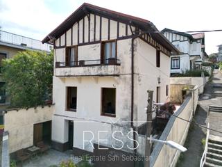 Building San roke kalea Building San roke kalea