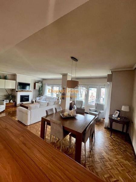 Foto df352559-3d0f-4969-864a-33b95a18c0f9. Piso  de lujo en venta en el centro !! en Plaza Castelar - Mercado Central Elda Foto df352559-3d0f-4969-864a-33b95a18c0f9. Piso  de lujo en venta en el centro !! en Plaza Castelar - Mercado Central Elda