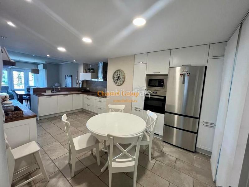 Foto f2fbc24c-685b-46c0-b33f-6554e3bce0e5. Piso  de lujo en venta en el centro !! en Plaza Castelar - Mercado Central Elda Foto f2fbc24c-685b-46c0-b33f-6554e3bce0e5. Piso  de lujo en venta en el centro !! en Plaza Castelar - Mercado Central Elda