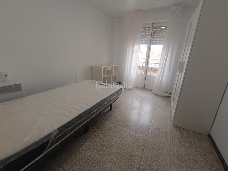 Foto 724b7c5b-e0c2-40f9-8932-d4bebf26fb09. Alquiler piso se alquila piso zona raval en El Raval - Portes Encarnades Elche / Elx Foto 724b7c5b-e0c2-40f9-8932-d4bebf26fb09. Alquiler piso se alquila piso zona raval en El Raval - Portes Encarnades Elche / Elx