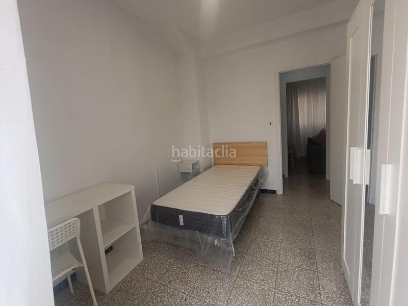 Foto 9a00b3c9-c05d-40a8-b05a-07ffeb643cd2. Alquiler piso se alquila piso zona raval en El Raval - Portes Encarnades Elche / Elx Foto 9a00b3c9-c05d-40a8-b05a-07ffeb643cd2. Alquiler piso se alquila piso zona raval en El Raval - Portes Encarnades Elche / Elx