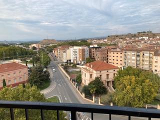 Appartement à Monzón. Piso 3 habitaciones centrico Appartement à Monzón. Piso 3 habitaciones centrico