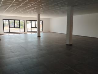 Alquiler Local Comercial en Jerez de los Caballeros. Local en alquiler. a estrenar. 500 mt Alquiler Local Comercial en Jerez de los Caballeros. Local en alquiler. a estrenar. 500 mt