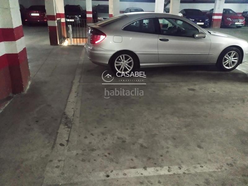 Foto 28758edc-faf2-4416-952b-7a2fc08b8709. Parking coche garaje en avd. america en Ciudad Jardín - Zoco Córdoba Foto 28758edc-faf2-4416-952b-7a2fc08b8709. Parking coche garaje en avd. america en Ciudad Jardín - Zoco Córdoba