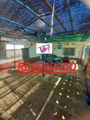 Maison à Cazalegas. Se vende casa de 1 sola planta y con gran patio Maison à Cazalegas. Se vende casa de 1 sola planta y con gran patio