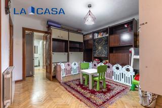 Pis a Almendrales Pis a Almendrales