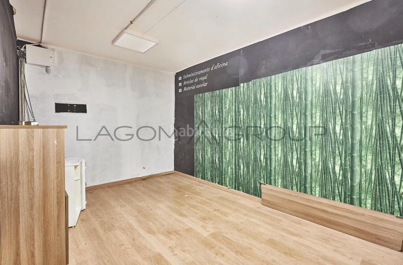 Foto 2c4ba6c5-2cc0-43dc-abcf-79cdafee86a5. Local comercial a Passeig Maragall Gavà Foto 2c4ba6c5-2cc0-43dc-abcf-79cdafee86a5. Local comercial a Passeig Maragall Gavà