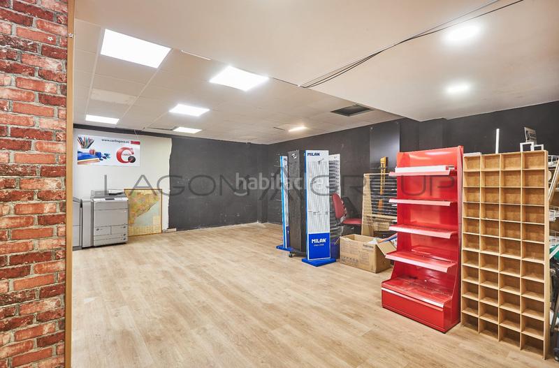 Foto 6b7ea3e0-1d10-456c-bd4e-6745e8b924a6. Local comercial a Passeig Maragall Gavà Foto 6b7ea3e0-1d10-456c-bd4e-6745e8b924a6. Local comercial a Passeig Maragall Gavà