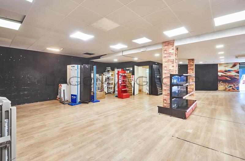 Foto be760be5-86ae-4167-a330-a30e096dfdce. Local comercial a Passeig Maragall Gavà Foto be760be5-86ae-4167-a330-a30e096dfdce. Local comercial a Passeig Maragall Gavà