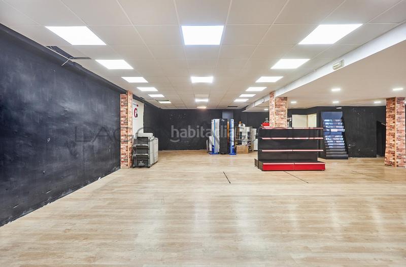 Foto dea2f875-2174-4511-b950-325b01d70294. Local comercial a Passeig Maragall Gavà Foto dea2f875-2174-4511-b950-325b01d70294. Local comercial a Passeig Maragall Gavà