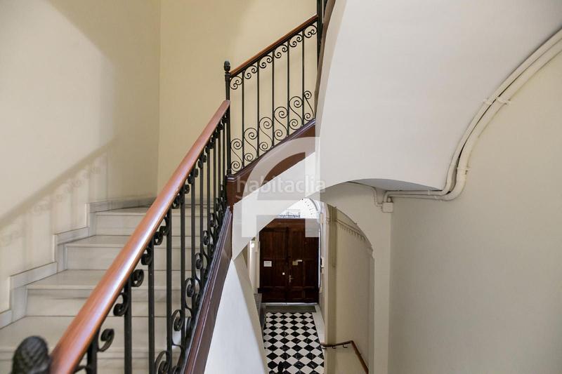 Foto 6118d9a6-10f8-4b03-bc3e-528159f765c1. Piso con reforma reciente y un agradable patio en Barcelona Foto 6118d9a6-10f8-4b03-bc3e-528159f765c1. Piso con reforma reciente y un agradable patio en Barcelona