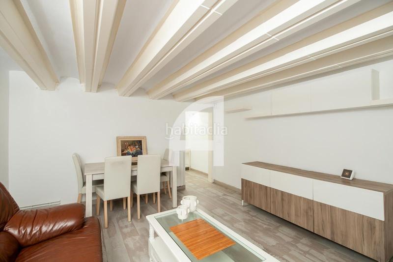 Foto e0f8e60e-e2d4-49d9-ade2-e21fe0968706. Piso con reforma reciente y un agradable patio en Barcelona Foto e0f8e60e-e2d4-49d9-ade2-e21fe0968706. Piso con reforma reciente y un agradable patio en Barcelona