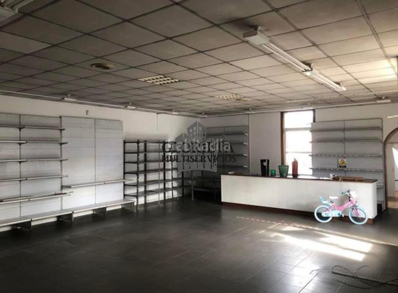Foto 012f1158-c249-42bc-bd2a-810998ce57f9. Location local commercial dans Priegue Nigrán Foto 012f1158-c249-42bc-bd2a-810998ce57f9. Location local commercial dans Priegue Nigrán