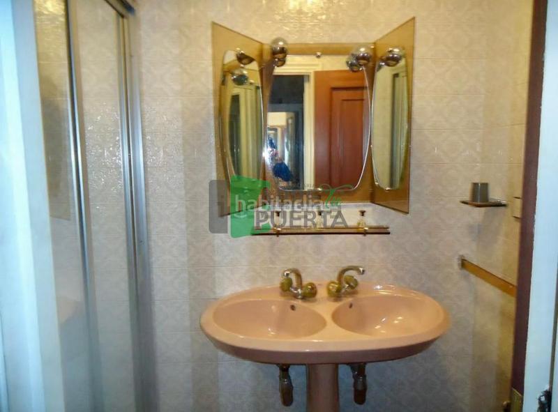 Foto 0bc84ea2-522b-4883-a96b-a736feb0f3d5. Pis amb calefacció aparcament a Centro Ourense Foto 0bc84ea2-522b-4883-a96b-a736feb0f3d5. Pis amb calefacció aparcament a Centro Ourense