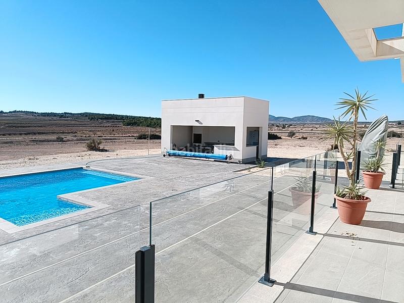 Foto ce553372-5787-4906-9bfe-bd9f2afa339c. Haus mit parking in Pinoso Foto ce553372-5787-4906-9bfe-bd9f2afa339c. Haus mit parking in Pinoso