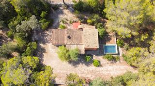 Masia a Llubí. Finca rústica con terreno y piscina en llubí, junto a la ermita Masia a Llubí. Finca rústica con terreno y piscina en llubí, junto a la ermita