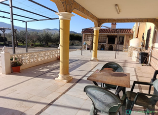 Xalet Calle union musical. Descubre este espectacular chalet ubicado en la tranquila zona h Xalet Calle union musical. Descubre este espectacular chalet ubicado en la tranquila zona h