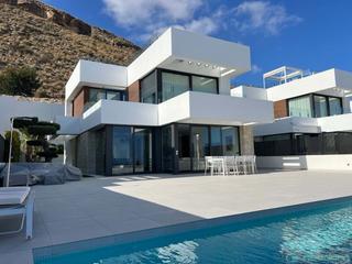 Location Maison C. viena. Espaciosa villa en alquiler a largo plazo disponible para alquil Location Maison C. viena. Espaciosa villa en alquiler a largo plazo disponible para alquil