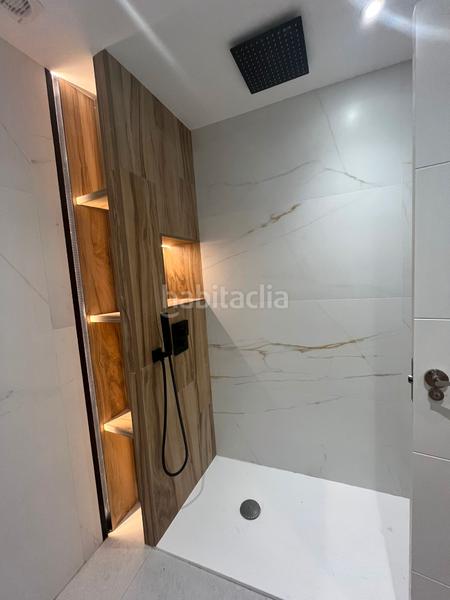 Foto cdcc3d0d-de7f-41e4-9790-2e66c755241d. Casa amb aparcament a San Ildefonso Granada Foto cdcc3d0d-de7f-41e4-9790-2e66c755241d. Casa amb aparcament a San Ildefonso Granada
