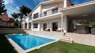 Location Chalet Carrer abadessa olzet. Magnifica casa amueblada soleada exclusiva y privada Location Chalet Carrer abadessa olzet. Magnifica casa amueblada soleada exclusiva y privada