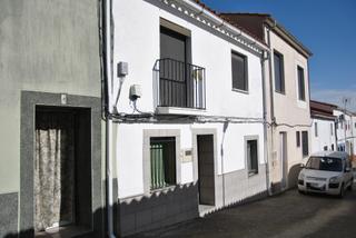 Casa adossada Calle castillo. Se vende casa en holguera (cáceres) Casa adossada Calle castillo. Se vende casa en holguera (cáceres)