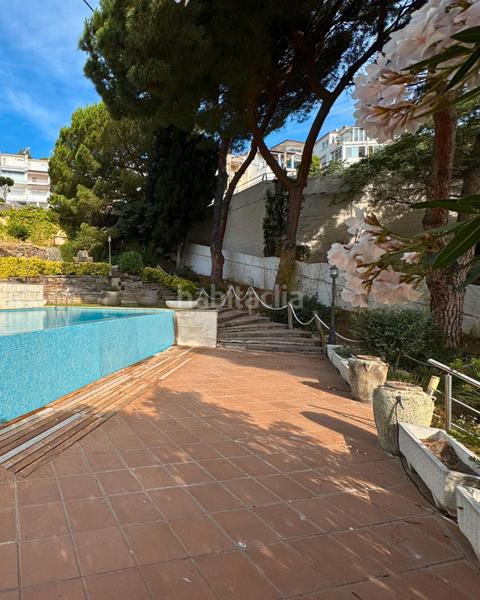 Foto 0e164780-8993-4405-95fa-d6ee2a50cb1e. Chalet exclusiva propiedad en primera línea de mar con acceso directo a la playa. en Llançà Foto 0e164780-8993-4405-95fa-d6ee2a50cb1e. Chalet exclusiva propiedad en primera línea de mar con acceso directo a la playa. en Llançà