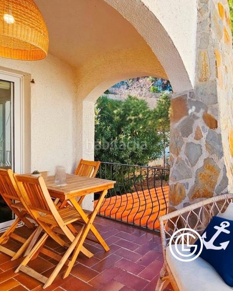 Foto 5a8d4f11-6256-49ad-a5e9-e8fb00ecd795. Chalet exclusiva propiedad en primera línea de mar con acceso directo a la playa. en Llançà Foto 5a8d4f11-6256-49ad-a5e9-e8fb00ecd795. Chalet exclusiva propiedad en primera línea de mar con acceso directo a la playa. en Llançà