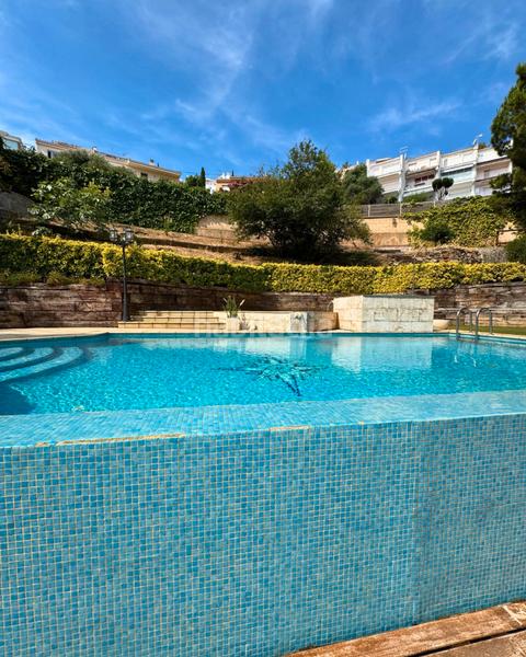Foto add48fcb-70cf-4062-94b7-6abd58414a31. Chalet exclusiva propiedad en primera línea de mar con acceso directo a la playa. en Llançà Foto add48fcb-70cf-4062-94b7-6abd58414a31. Chalet exclusiva propiedad en primera línea de mar con acceso directo a la playa. en Llançà