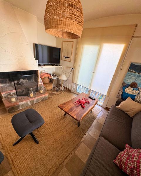 Foto b8e99ea1-7e11-4ddb-8ec8-c8da4ec90419. Chalet exclusiva propiedad en primera línea de mar con acceso directo a la playa. en Llançà Foto b8e99ea1-7e11-4ddb-8ec8-c8da4ec90419. Chalet exclusiva propiedad en primera línea de mar con acceso directo a la playa. en Llançà