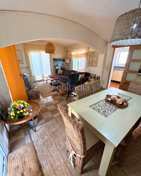 Foto ddc08566-395b-4259-b0c5-f95c347680d7. Chalet exclusiva propiedad en primera línea de mar con acceso directo a la playa. en Llançà Foto ddc08566-395b-4259-b0c5-f95c347680d7. Chalet exclusiva propiedad en primera línea de mar con acceso directo a la playa. en Llançà