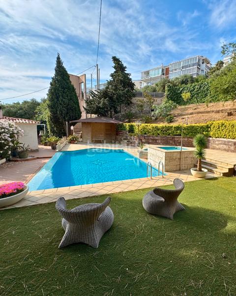 Foto f0b0ce78-e9d8-4a4f-85d9-ccaae8e20ddf. Chalet exclusiva propiedad en primera línea de mar con acceso directo a la playa. en Llançà Foto f0b0ce78-e9d8-4a4f-85d9-ccaae8e20ddf. Chalet exclusiva propiedad en primera línea de mar con acceso directo a la playa. en Llançà