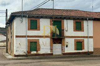Casa N/a. Caserón con patio y pajar en nava de los caballeros Casa N/a. Caserón con patio y pajar en nava de los caballeros
