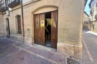 Local Comercial a Calle arriba tomasa la muela 13. Molina de aragon: amplio local al lado de el ayuntamiento de 80m Local Comercial a Calle arriba tomasa la muela 13. Molina de aragon: amplio local al lado de el ayuntamiento de 80m