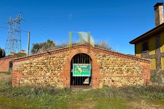 Finca rústica Calle raposera. Trobajo del camino: bodega a un paso de la ciudad!! Finca rústica Calle raposera. Trobajo del camino: bodega a un paso de la ciudad!!