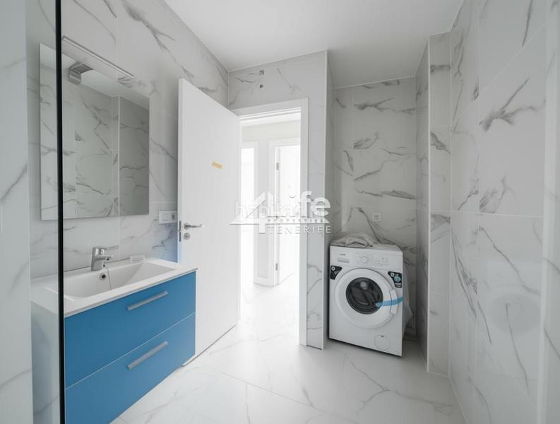 Foto 1b9931e2-4508-493d-932b-d9e575302886. Pis amb aparcament a San Isidro Granadilla de Abona Foto 1b9931e2-4508-493d-932b-d9e575302886. Pis amb aparcament a San Isidro Granadilla de Abona