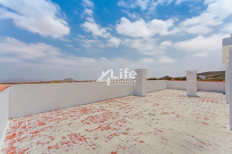 Foto b90216d4-9b70-4647-81e7-f4627d178276. Ground floor with parking in San Isidro Granadilla de Abona Foto b90216d4-9b70-4647-81e7-f4627d178276. Ground floor with parking in San Isidro Granadilla de Abona