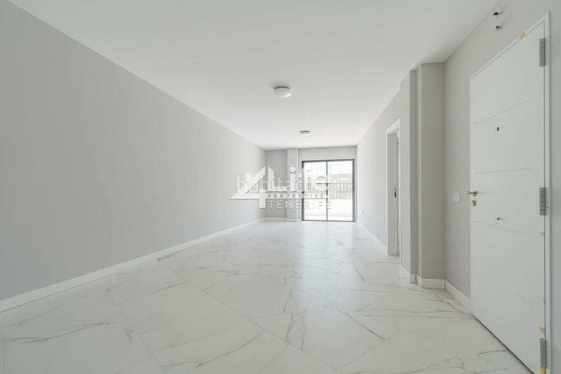 Foto fca30118-39ab-4f97-af13-ce9a10be389c. Planta baixa amb aparcament a San Isidro Granadilla de Abona Foto fca30118-39ab-4f97-af13-ce9a10be389c. Planta baixa amb aparcament a San Isidro Granadilla de Abona