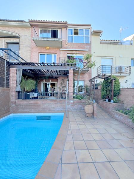 Foto 7556b019-b40c-4746-87e8-a7144280ccd2. Maison avec cheminée chauffage parking piscine dans Granollers Foto 7556b019-b40c-4746-87e8-a7144280ccd2. Maison avec cheminée chauffage parking piscine dans Granollers