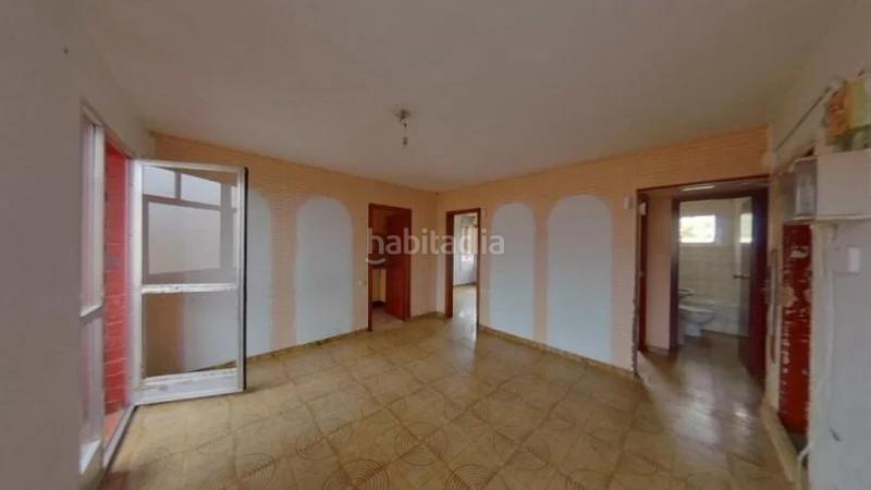 Foto 116b43b3-9108-4173-9e16-ab185296316a. Pis a Sant Roc Badalona Foto 116b43b3-9108-4173-9e16-ab185296316a. Pis a Sant Roc Badalona