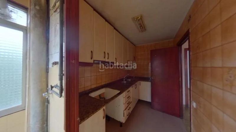 Foto 565d37c9-dc59-4a52-9f68-49ade18484fc. Pis a Sant Roc Badalona Foto 565d37c9-dc59-4a52-9f68-49ade18484fc. Pis a Sant Roc Badalona