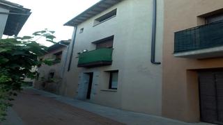 Local commercial  Carrer del bisbe castanyer. Sant pere de torelló (barcelona). "okupado" (no se puede visitar Local commercial  Carrer del bisbe castanyer. Sant pere de torelló (barcelona). "okupado" (no se puede visitar